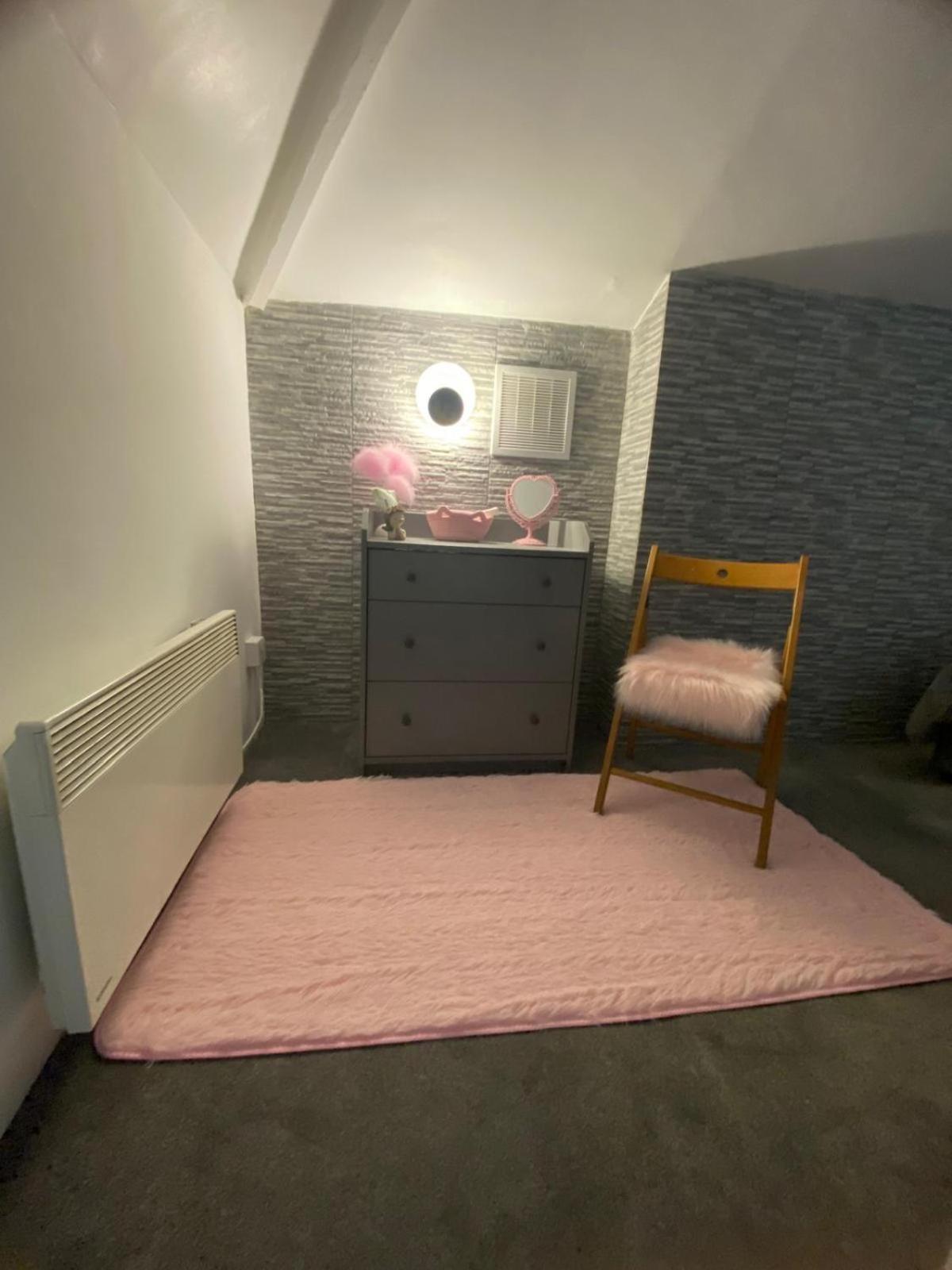 Stylish Flat In Prime Location Near Hyde Park Лондон